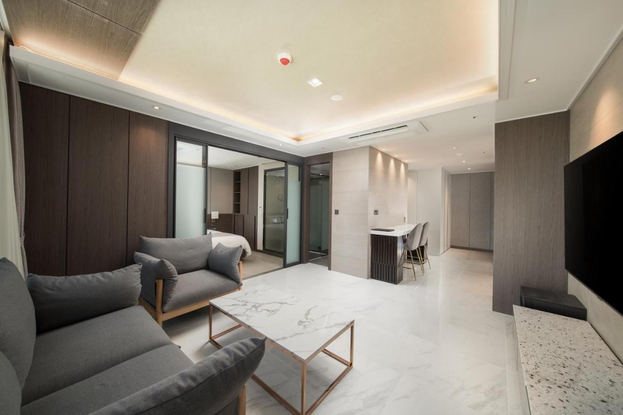 Utop Boutique Hotel&Residence غوانغجو المظهر الخارجي الصورة