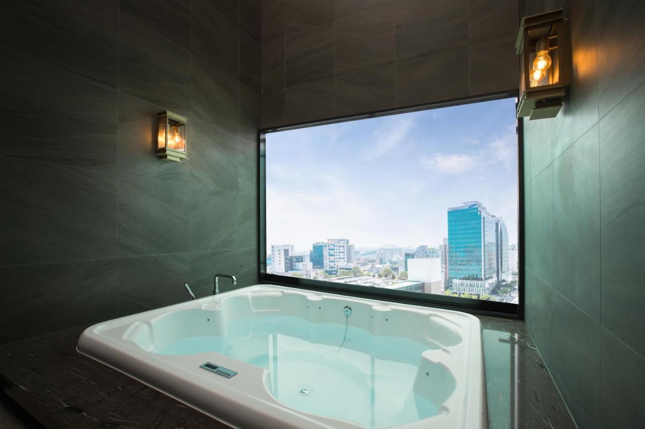 Utop Boutique Hotel&Residence غوانغجو المظهر الخارجي الصورة